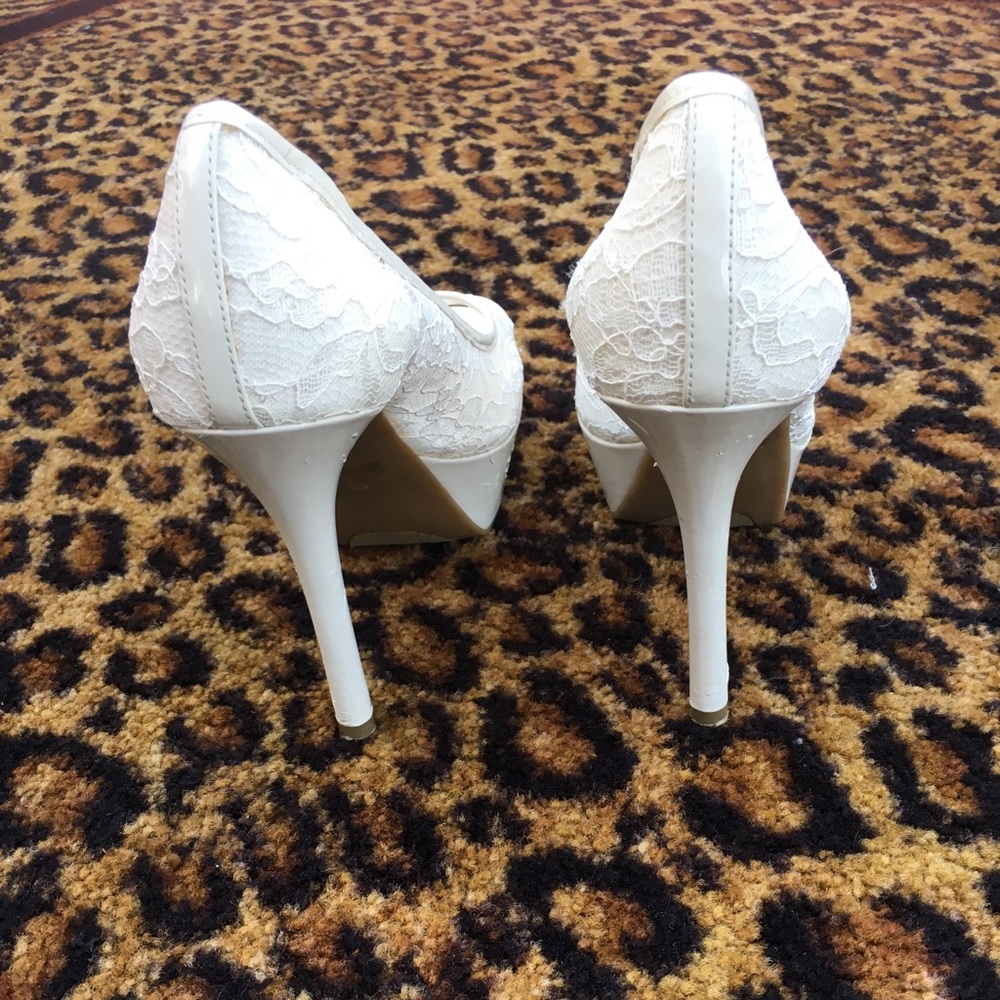 Heels - Picture 3 of 4